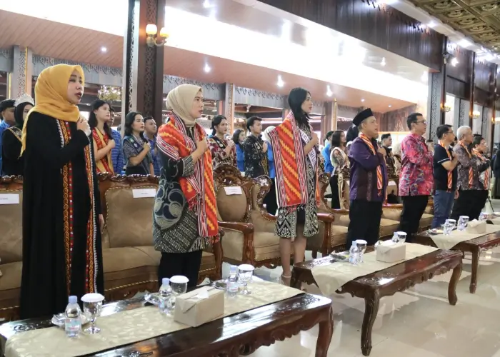 Sekda Kalbar Harisson membuka Dialog Kebangsaan Kita Indonesia di Pendopo Gubernur Kalbar