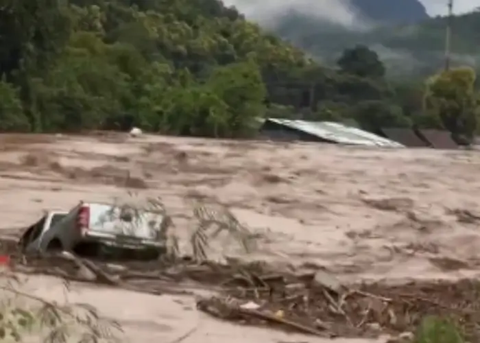 Banjir besar akibat Topan Kajiki terjang wilayah utara Thailand (x.com/volcaholic1)