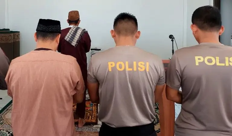 Polres Kubu Raya gelar sholat ghaib untuk almarhum Affan Kurniawan