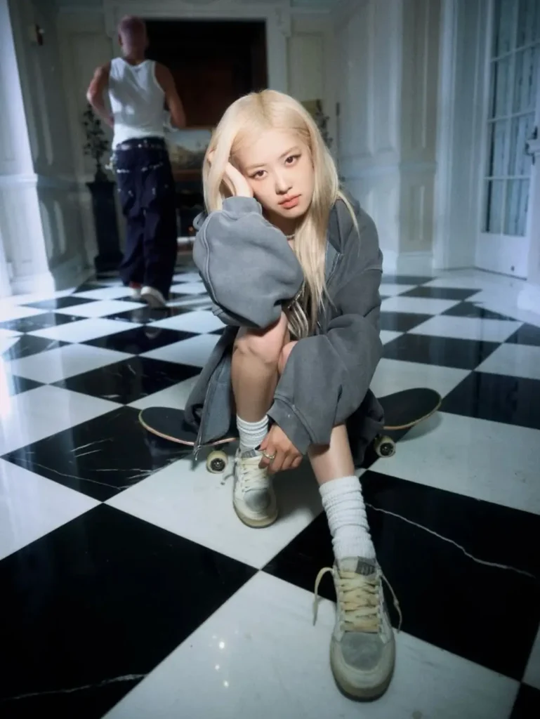Rosé Blackpink mencetak sejarah dengan meraih 8 nominasi di MTV VMA 2025. (instagram.com/roses_are_rosie)