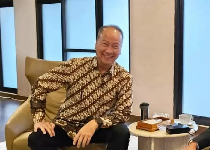 Menteri Perindustrian Agus Gumiwang Kartasasmita memberikan dukungan transformasi IKM fesyen berkelanjutan di Jakarta. (instagram.com/agusgumiwangk)
