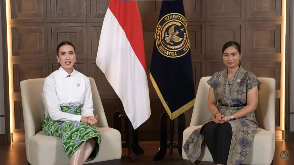 Menteri Pariwisata Widiyanti Putri Wardhana menyampaikan laporan kinerja pariwisata Juli 2025. (emenpar.go.id)