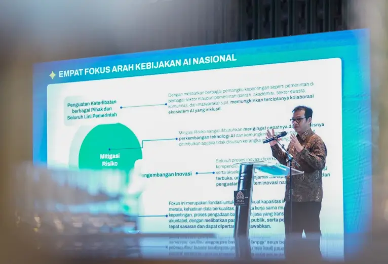 Wamenkomdigi Nezar Patria menegaskan pentingnya Edge AI untuk inovasi industri. (Komdigi.go.id)