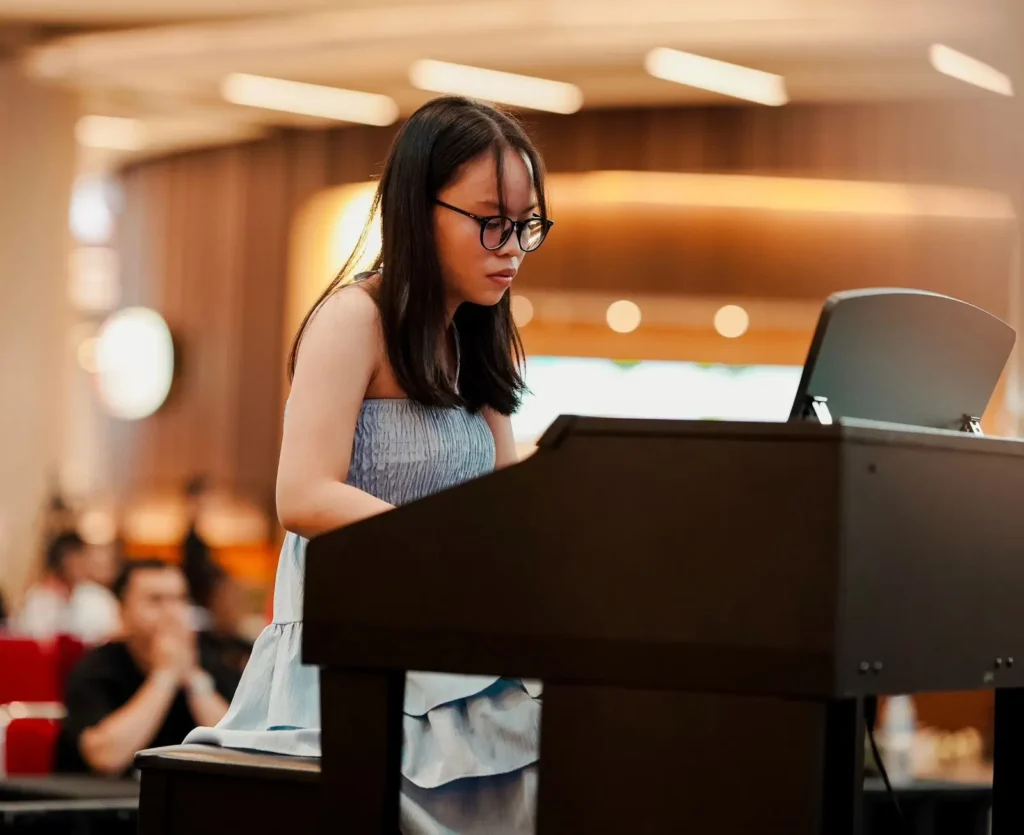 Azka Qanitah Safela, salah satu dari lima musisi muda Kalbar siap tampil di Popular Music Competition dan Yamaha Piano Competition 2025 di Surabaya