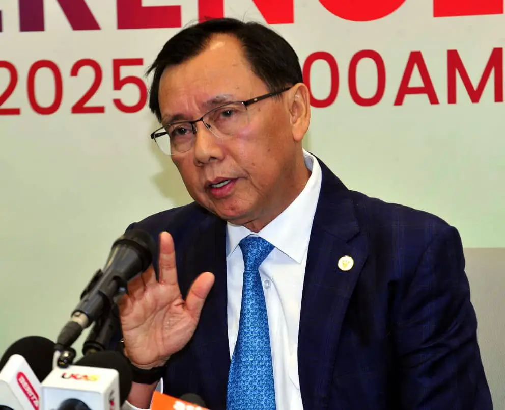 Dr Stephen Rundi Utom, Menteri Industri Makanan, Komoditi dan Pembangunan Wilayah Sarawak. (Ramidi Subari/Suara Sarawak)
