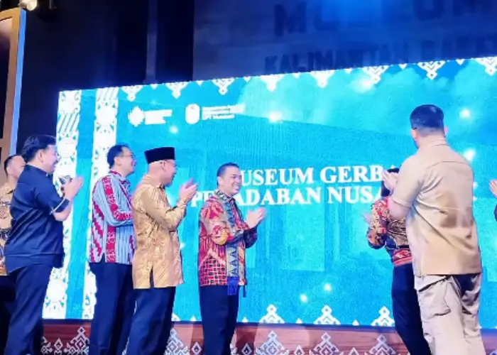 Gubernur Kalimantan Barat Ria Norsan membuka Festival Museum 2025 di Museum Provinsi Kalbar, Pontianak. (instagram.com/rianorsan.id)