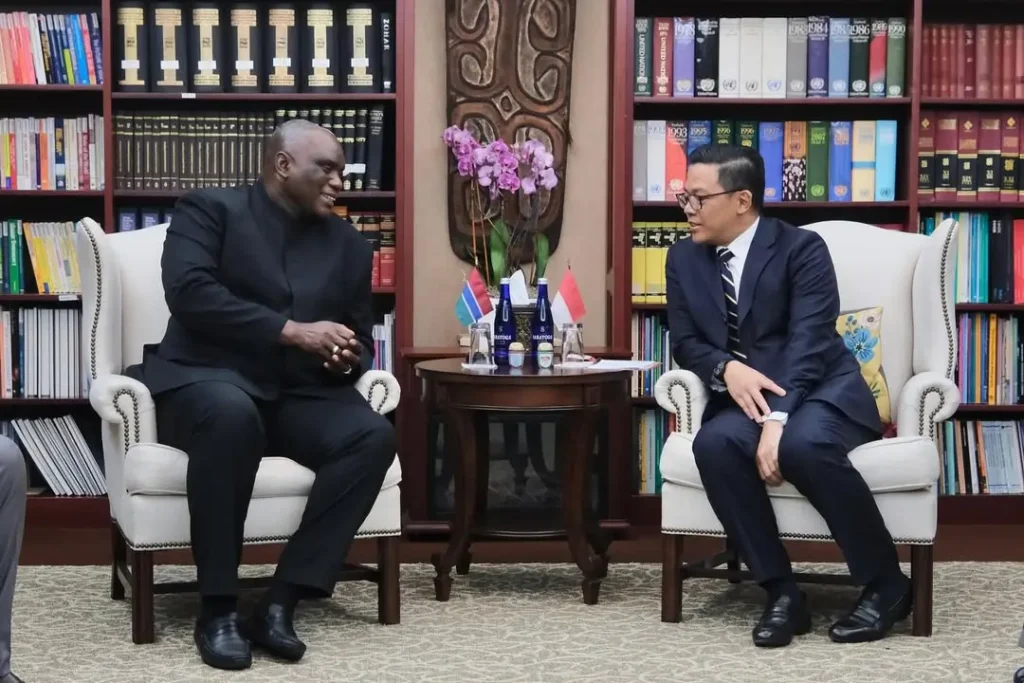 Kerja sama Indonesia dan Gambia dalam diplomasi, militer, dan keamanan maritim. (instagram.com/sugiono_56)