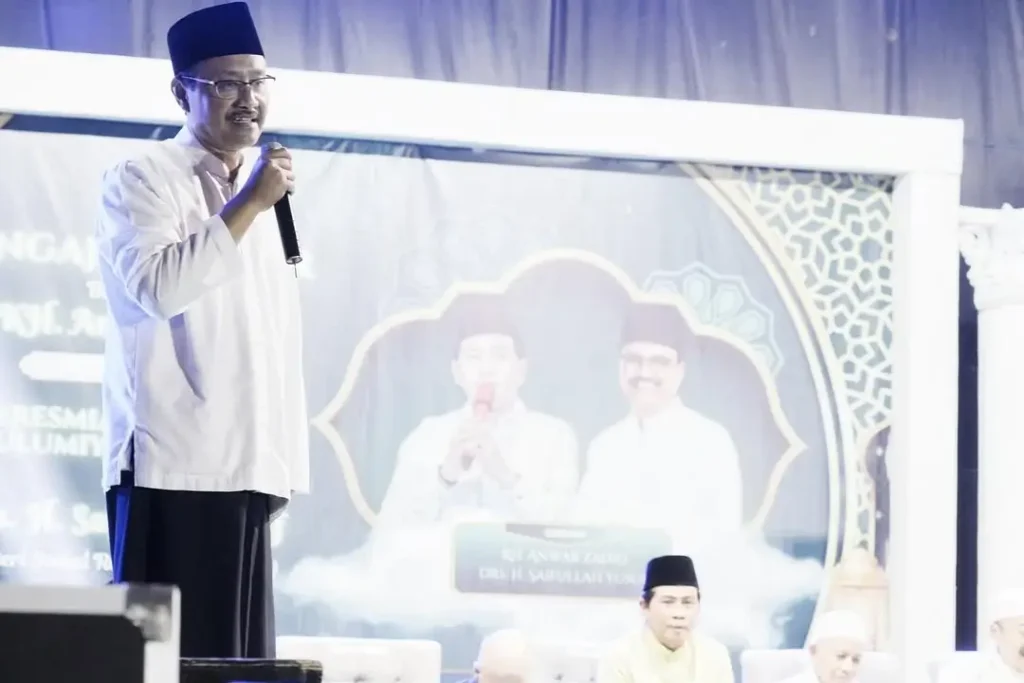 Menteri Sosial Saifullah Yusuf menegaskan komitmen Kemensos mendorong 300 ribu Keluarga Penerima Manfaat (KPM) PKH agar mandiri secara ekonomi pada tahun 2026. (instagram.com/gusipul_id)