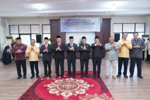 Pelantikan Dewan Pengawas PDAM Tirta Khatulistiwa di Aula PDAM Pontianak