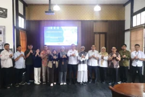 Forum Konsultasi Publik di Aula Bapperida Kota Pontianak.