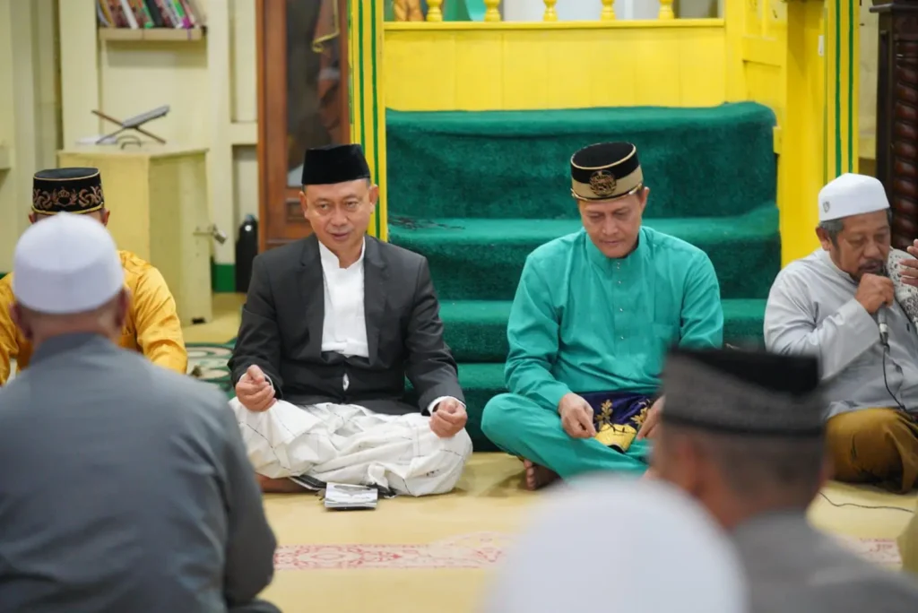 Tahlilan dan Doa Bersama di Masjid Jami' menjadi rangkaian Hari Jadi ke-254 Pontianak.