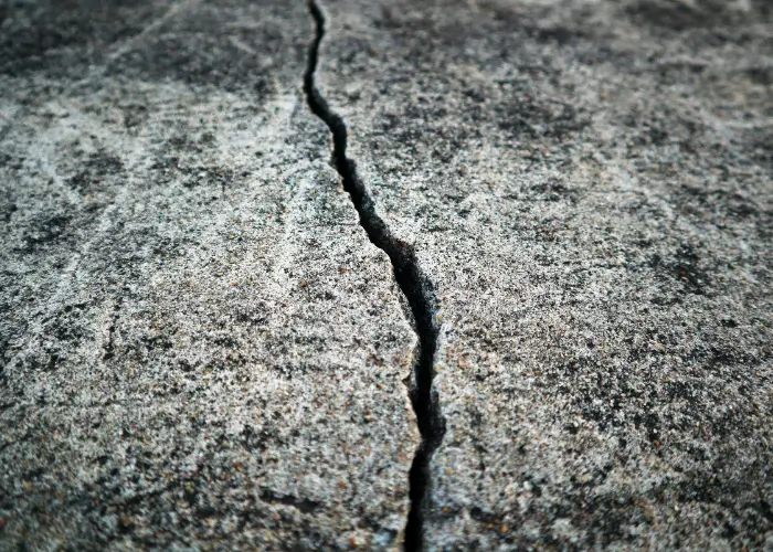 Ilustrasi - Gempa bumi mengguncang wilayah Papua. (unsplash.com/@sreeharid1)