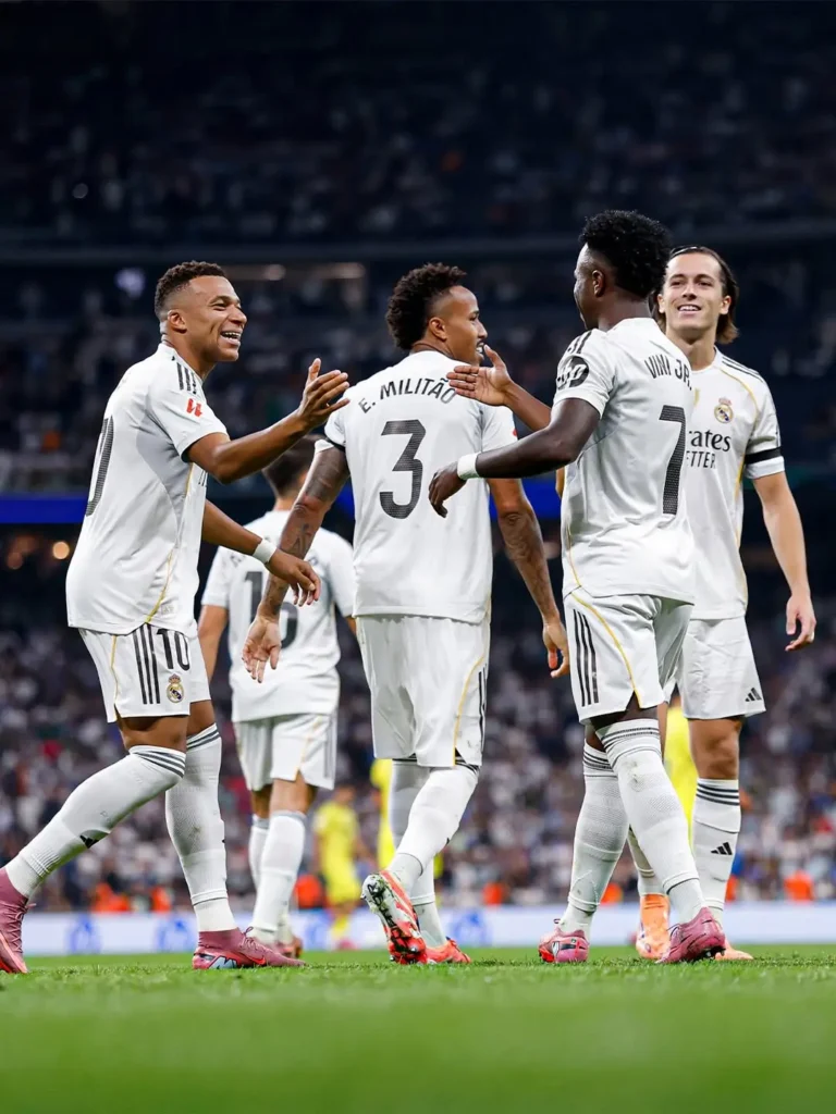 Vinicius Junior merayakan gol bersama Kylian Mbappe usai membawa Real Madrid unggul atas Villarreal di Stadion Santiago Bernabéu. (instagram.com/realmadrid)