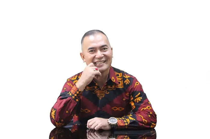 Kadisdikbud Kota Singkawang Asmadi menegaskan komitmen Pemkot dalam meningkatkan mutu pendidikan melalui pendataan sarana sekolah secara menyeluruh. (dok. MC Singkawang)