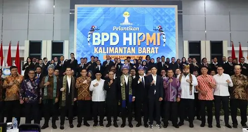Wagub Kalbar Krisantus Kurniawan menghadiri Pelantikan BPD HIPMI Kalbar 2025–2028 di Aula Makodam XII/Tanjungpura. (MC Kalbar)