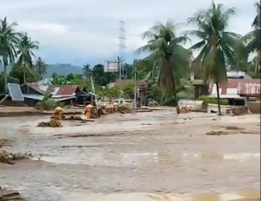 Banjir serta longsor di wilayah terdampak bencana di Sumatera menewaskan 84 orang dan puluhan masih hilang. (x.com/Aceh)
