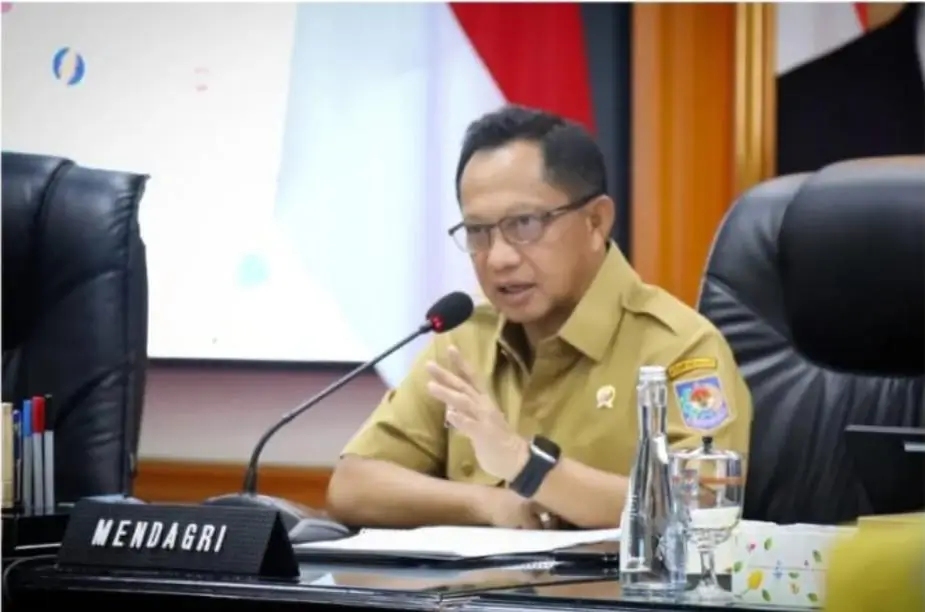 Mendagri Tito Karnavian menyampaikan perkembangan inflasi nasional bulan Oktober 2025. (instagram.com/kemendagri)