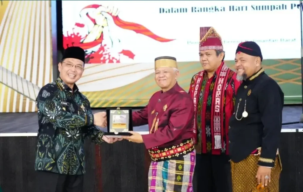 Gubernur Ria Norsan menegaskan peran strategis pemuda dalam membangun Kalimantan Barat yang maju dan berkarakter. (instagram.com/adpim.provkalbar)