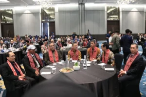 Gubernur Kalimantan Barat Ria Norsan duduk bersama para rektor saat pembukaan Forum Rektor Indonesia di Pontianak.