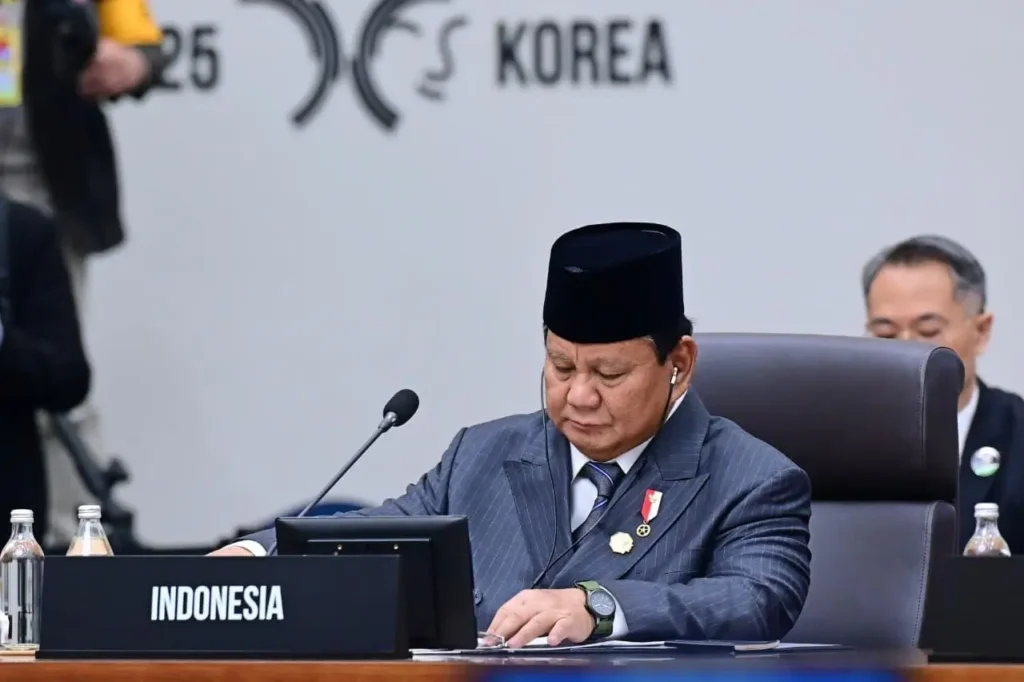 Presiden Prabowo Subianto berbicara dalam Forum Ekonomi APEC 2025 di Gyeongju, Korea Selatan, menekankan bahaya kejahatan lintas batas dan pentingnya kerja sama antarnegara. (BPMI Setpres/Muchlis Jr)