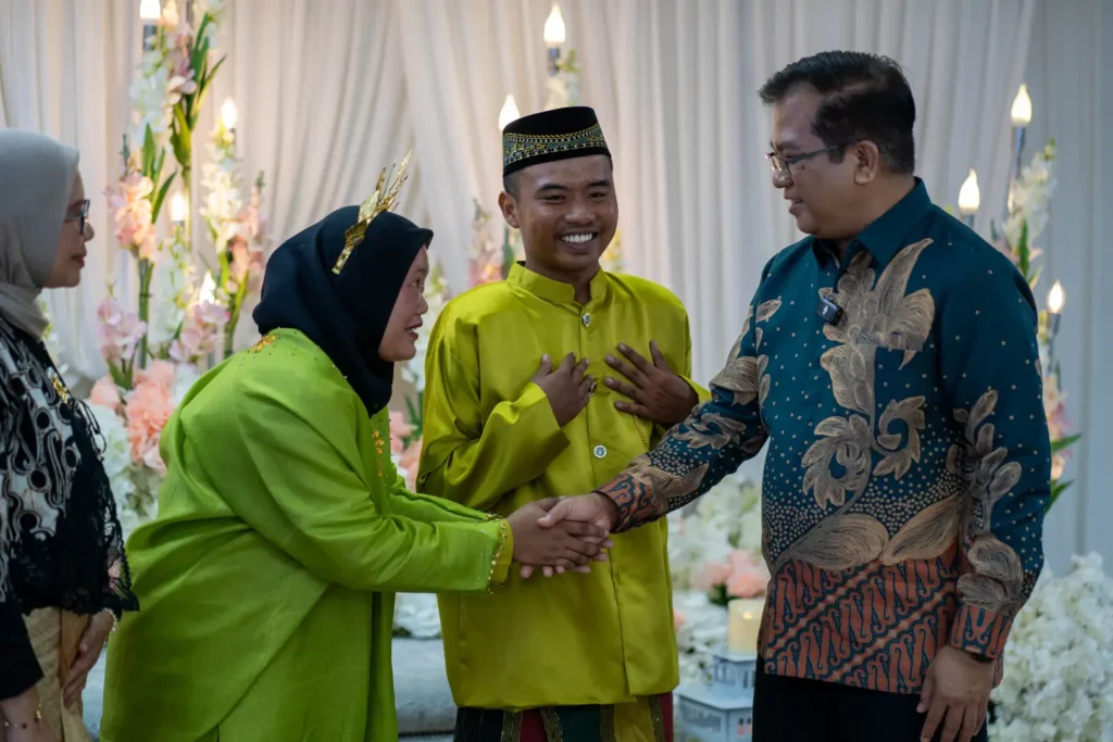 Layanan Sidang Itsbat Nikah KJRI Kuching bagi WNI dan PMI di Sarawak. (Dok. Kemlu)
