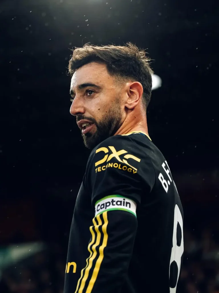 Bruno Fernandes dipastikan absen saat Manchester United menghadapi Wolves di Old Trafford. (instagram.com/brunofernandes8)