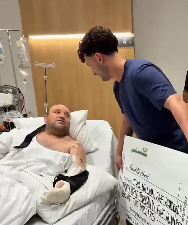 Ahmed al Ahmed terbaring di rumah sakit St George usai terluka saat menyelamatkan warga dalam penembakan Bondi Beach, Australia. (x.com/EiaoFaheem)