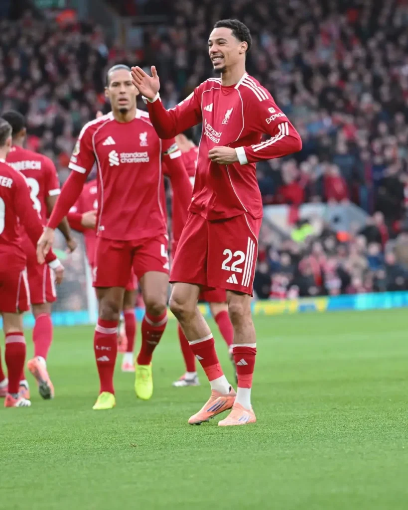 Hugo Ekitike merayakan gol bersama pemain Liverpool saat menghadapi Brighton di Anfield. (instagram.com/liverpoolfc)