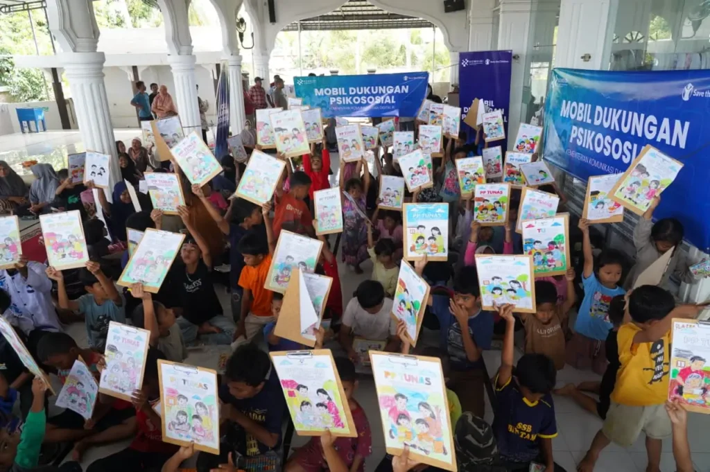 Anak-anak korban banjir Aceh mengikuti kegiatan pemulihan psikososial pascabencana. (InfoPublik.id)