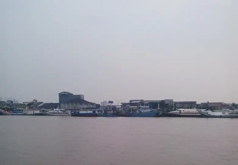 Peringatan dini BMKG terkait potensi banjir rob di wilayah pesisir Kalimantan Barat awal Januari 2026. (Foto : Dewi)