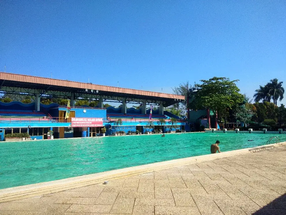 Kolam Renang JC Oevang Oeray lokasi pelajar SMA tenggelam. (Foto : suhali suhal)