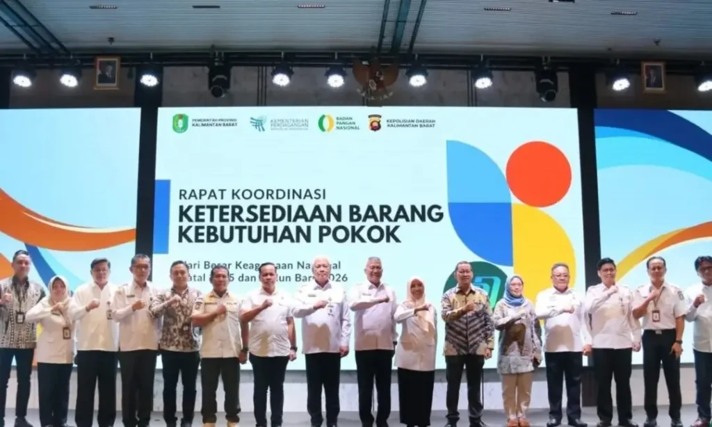 Rakor Pemprov Kalbar membahas strategi pengendalian harga kebutuhan pokok jelang Natal dan Tahun Baru 2026. (instagram.com/adpim.provkalbar)