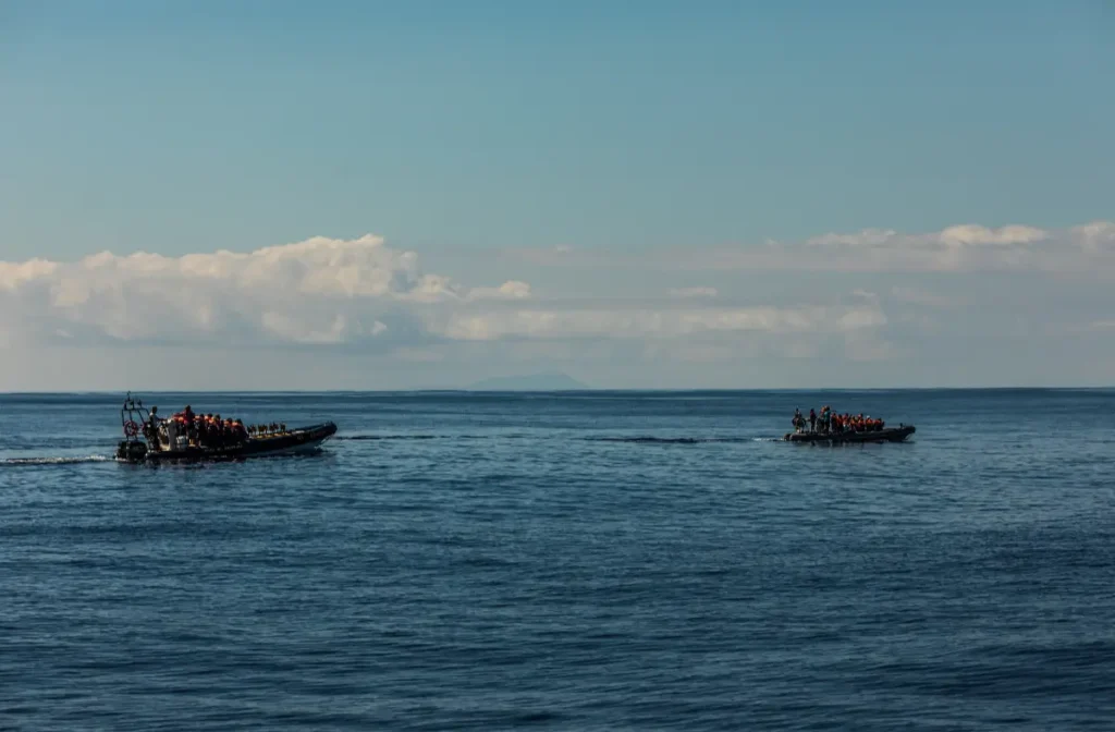 Ilustrasi - Sabah memperkuat perlindungan laut melalui Program Anti Pengeboman Ikan (AFB) dengan kolaborasi masyarakat dan aparat. (freepik/diana-grytsku)