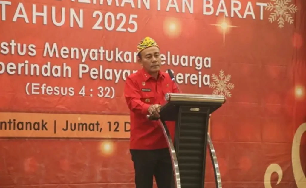 Wakil Gubernur Kalimantan Barat Krisantus Kurniawan menghadiri Malam Doa, Pujian, dan Penyembahan LPPD Kalbar 2025 di Hotel Star Pontianak. (MC Kalbar)