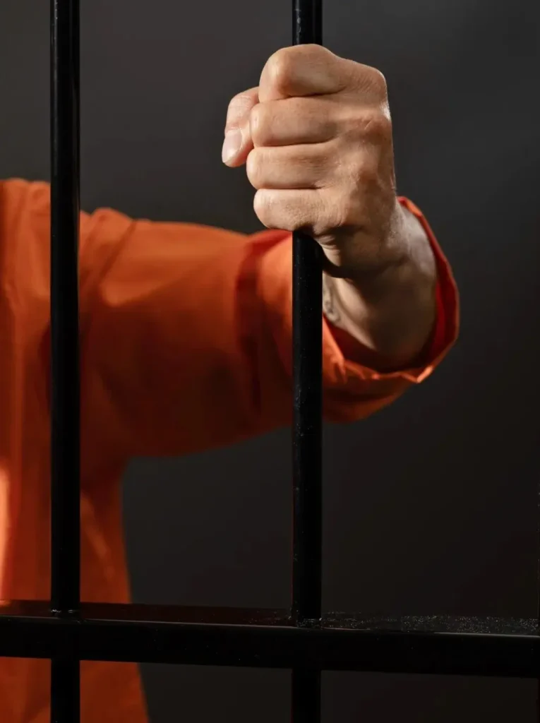 Ilustrasi - Pemuda Landak dijatuhi hukuman penjara dan cambuk di Pengadilan Sarawak karena masuk Malaysia tanpa dokumen.