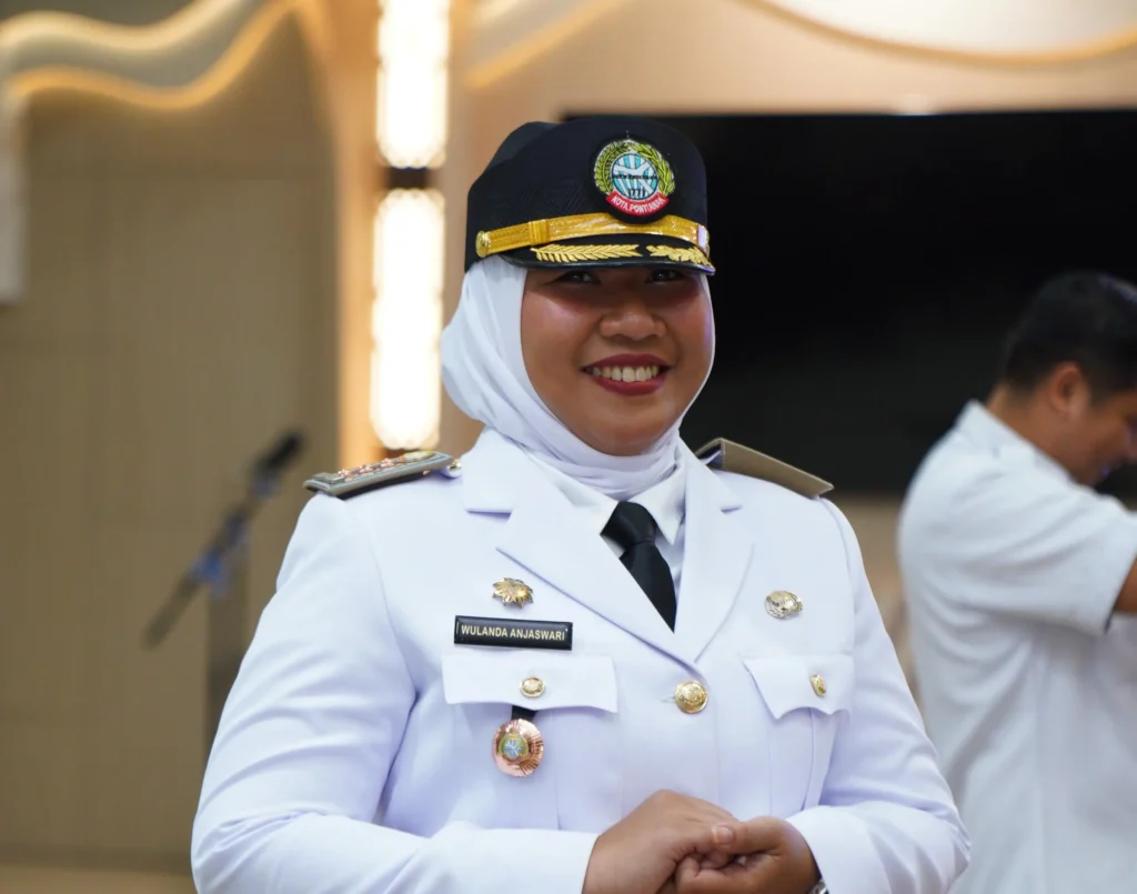 Camat Pontianak Selatan Wulanda Anjaswari prioritaskan upaya mitigasi bencana banjir rob.