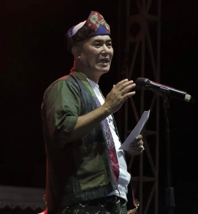 Plt Kepala Disparpora Kota Singkawang, Asmadi, memberikan keterangan terkait persiapan wisata Nataru 2025/2026. (MC Singkawang)