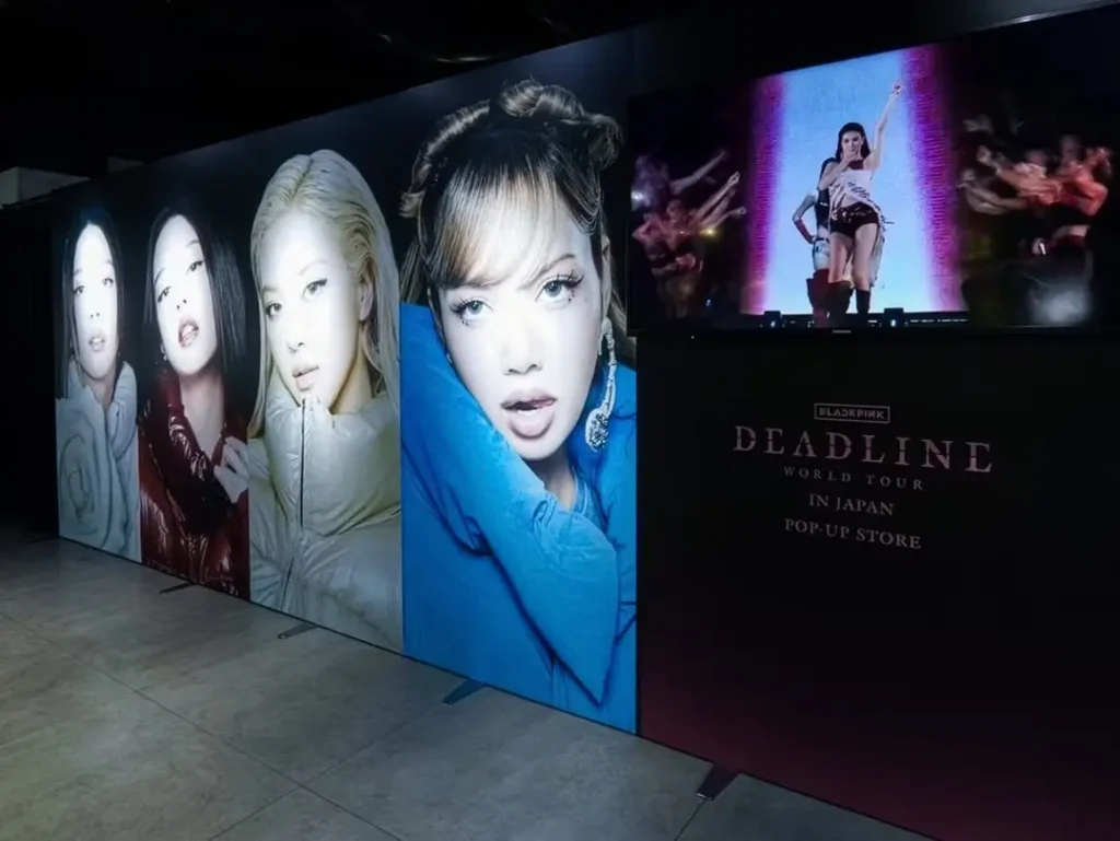 Pop-up store BLACKPINK WORLD TOUR DEADLINE dipadati penggemar di kawasan Shibuya, Tokyo. (News1)
