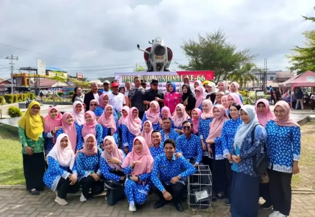 Bupati Kubu Raya Sujiwo saat menghadiri peringatan Hari Gizi Nasional ke-66. (Foto : Prokopim Kubu Raya)