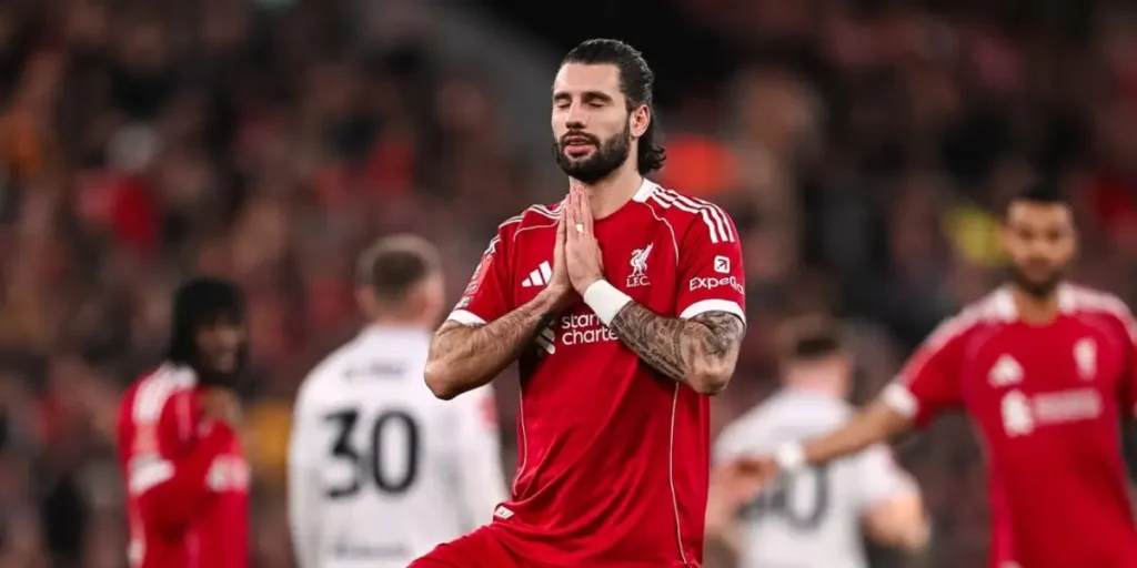 Dominik Szoboszlai menuai cibiran setelah melakukan aksi kontroversial saat Liverpool melawan Barnsley di Piala FA. (instagram.com/liverpoolfc)