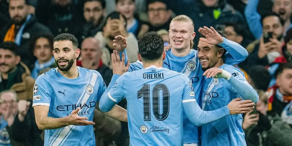 Erling Haaland merayakan gol Manchester City saat mengalahkan Galatasaray di Liga Champions.
