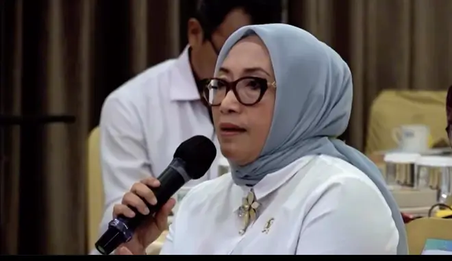 Menteri PPPA Arifatul Choiri Fauzi meluncurkan Simfoni PPA Versi 3 untuk penanganan kekerasan perempuan dan anak secara real-time di Jakarta. (instagram.com/arifah.fauzi)