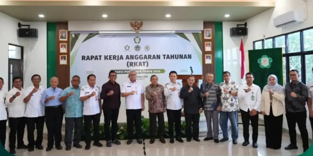 Sekda Kalbar Harisson membuka RKAT Yayasan RS Yarsi Pontianak dan mengapresiasi peningkatan layanan rumah sakit. (instagram.com/adpim.provkalbar)