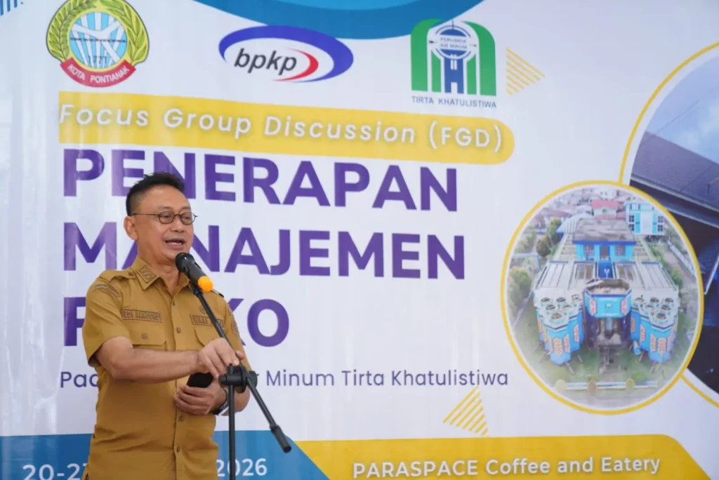Wali Kota Pontianak Edi Rusdi Kamtono membuka FGD manajemen risiko PDAM Tirta Khatulistiwa.