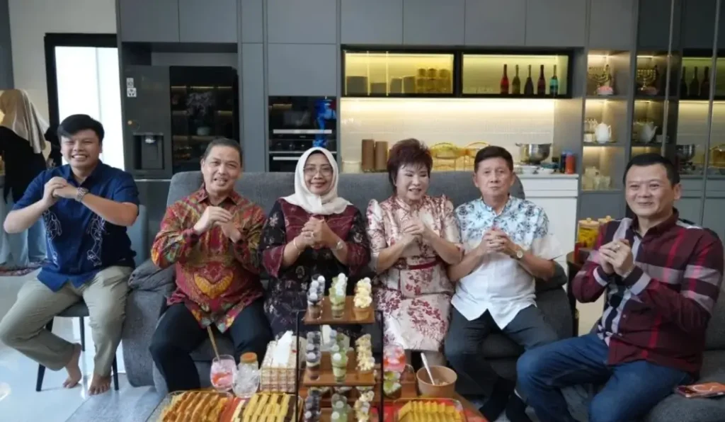 Gubernur Ria Norsan saat silaturahmi Imlek 2577 di Pontianak.