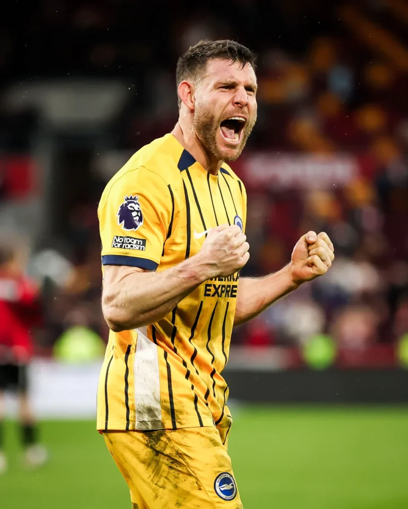 James Milner rayakan kemenangan Brighton usai pecahkan rekor penampilan Premier League.