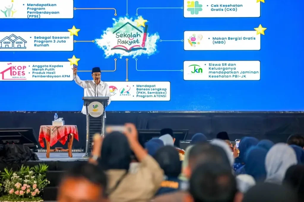 Menteri Sosial Saifullah Yusuf saat sosialisasi digitalisasi DTSEN di Kabupaten Pasuruan, Sabtu (7/2/2026).