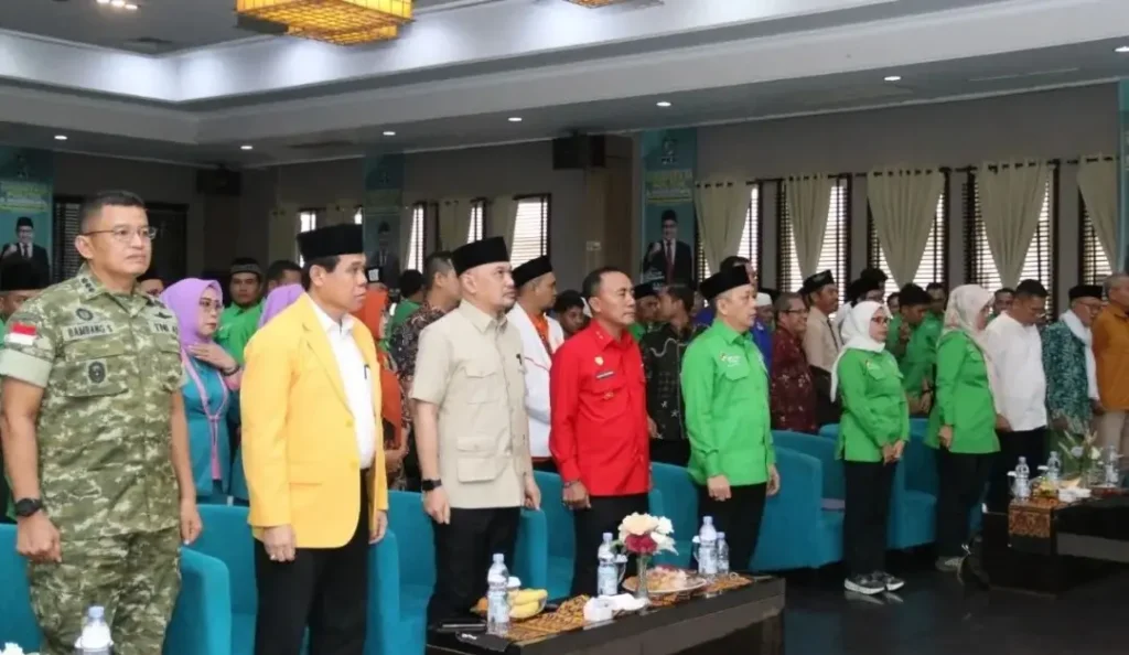 Wakil Gubernur Kalimantan Barat Krisantus Kurniawan menghadiri pengukuhan DPW PKB Kalbar masa bakti 2026–2031 di Hotel Orchardz Gajahmada Pontianak.