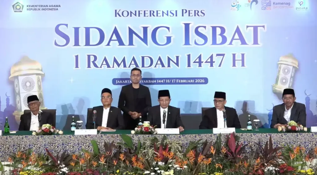 Menteri Agama Nasaruddin Umar mengumumkan hasil Sidang Isbat 1 Ramadan 1447 H yang digelar di Hotel Borobudur Jakarta, Selasa (17/2/2026) malam.