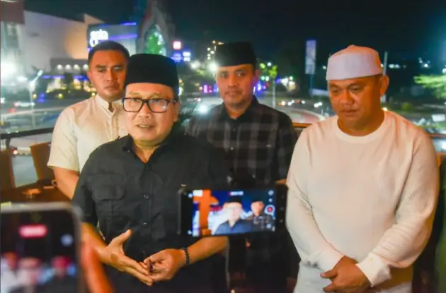 Bupati Sujiwo bersama Dandim 1207/Pontianak dan Kapolres Kubu Raya.